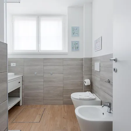 Guesthost - Affori M3 Modern And Cozy * 밀라노