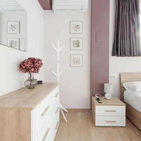 Appartement Guesthost - Affori M3 Modern And Cozy *