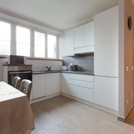 Guesthost - Affori M3 Modern And Cozy